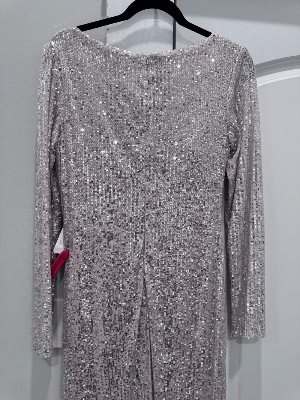 Ieena for Mac Duggal Sequin Long Sleeve V-Neck Evening Gown in Champagne size 8 - Picture 8 of 10